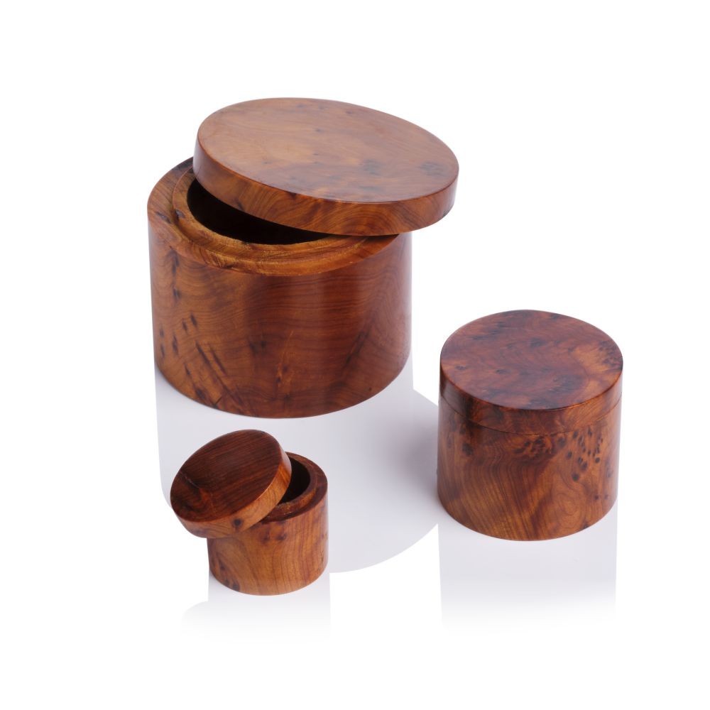 Ensemble de 3 boîtes à bijoux. Bois de thuya .